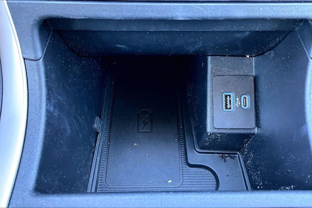 Certified 2024 Ford Edge SEL w/ Convenience Package AWD/4WD image 32