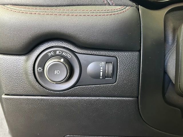 Used 2022 Dodge Durango R/T image 25