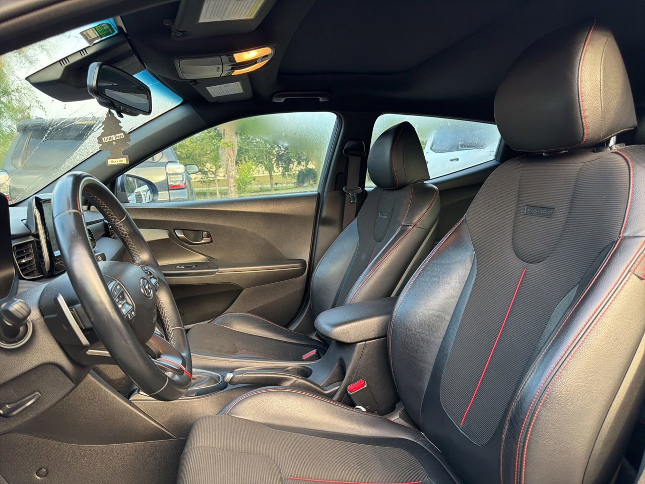 Used 2021 Hyundai Veloster 2.0 Premium FWD image 9