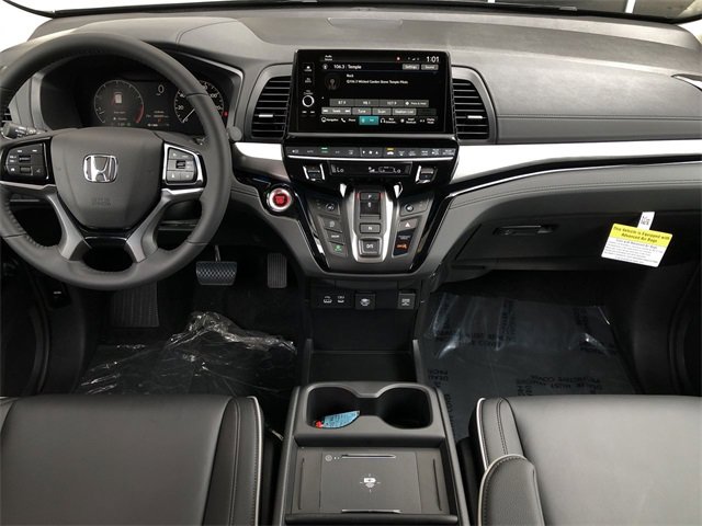 New 2026 Honda Odyssey Touring image 7