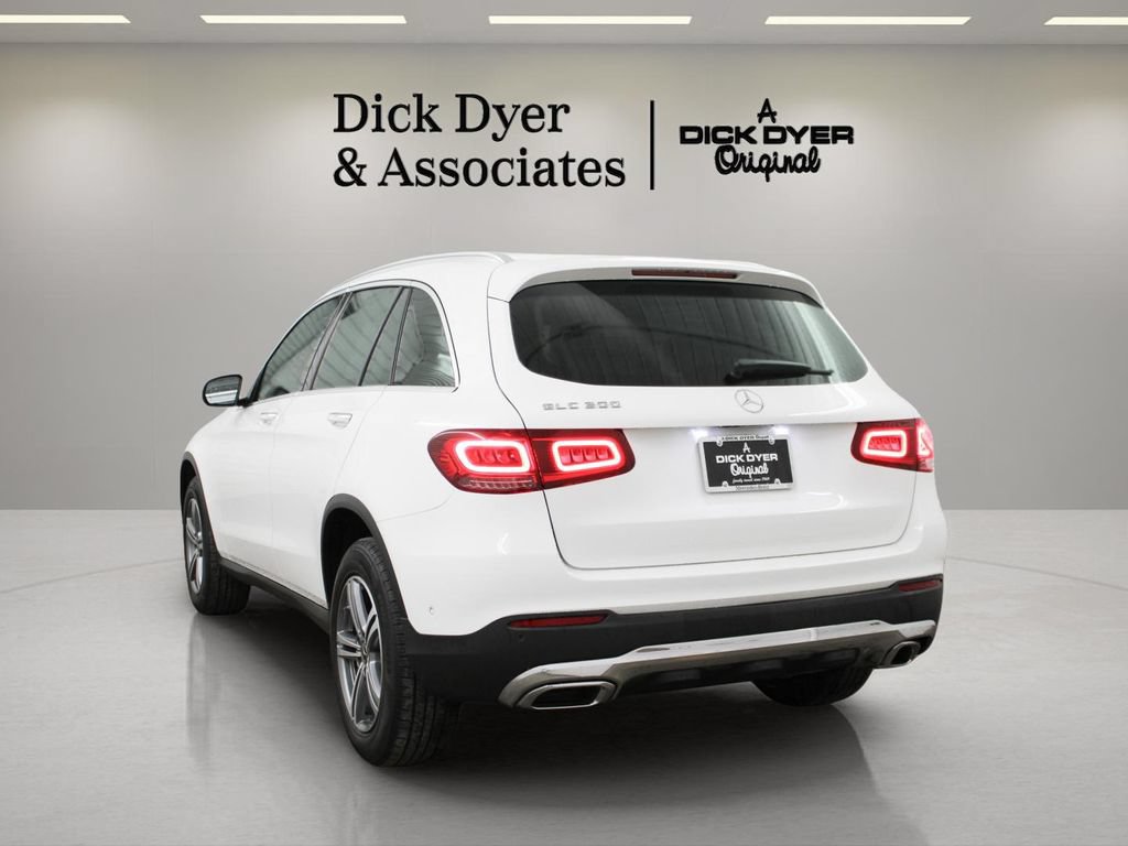 Used 2022 Mercedes-Benz GLC 300 image 9