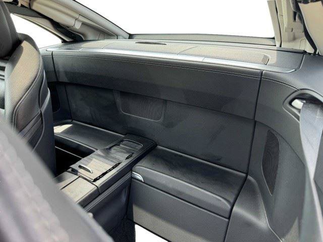 Used 2016 Mercedes-Benz SL 400 image 23