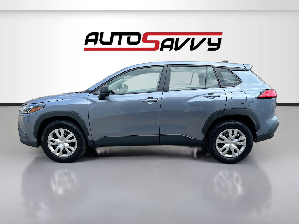 Used 2025 Toyota Corolla Cross L FWD image 4