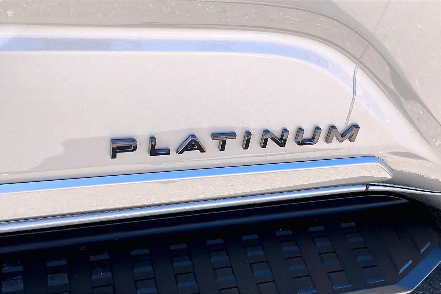 Used 2026 Toyota 4Runner Platinum AWD/4WD image 10