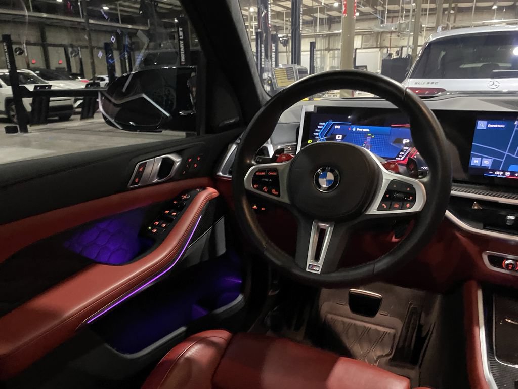 Used 2025 BMW X5 M Competition w/ Executive Package AWD/4WD image 3
