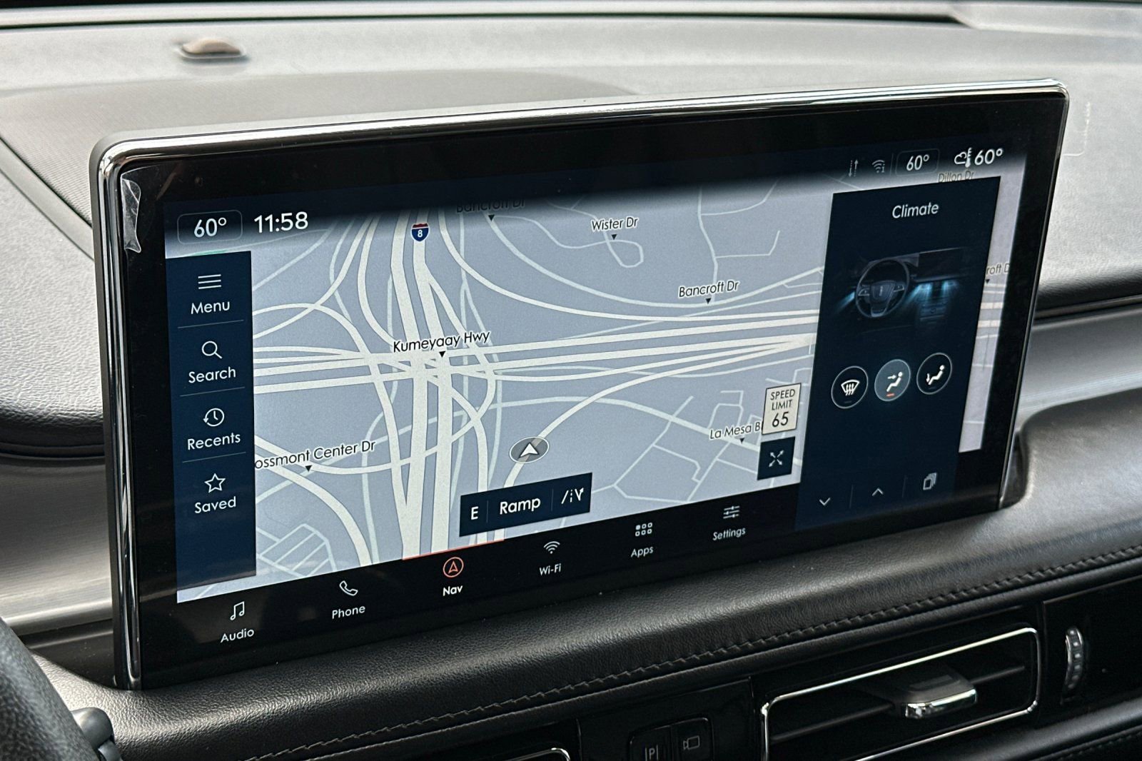 Certified 2022 Lincoln Nautilus FWD w/ Premium Package image 18