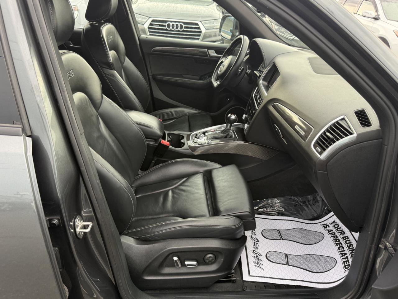 Used 2016 Audi SQ5 Premium Plus w/ Technology Package AWD/4WD image 13