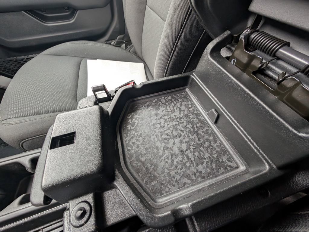 Used 2023 Jeep Wrangler Sahara image 31