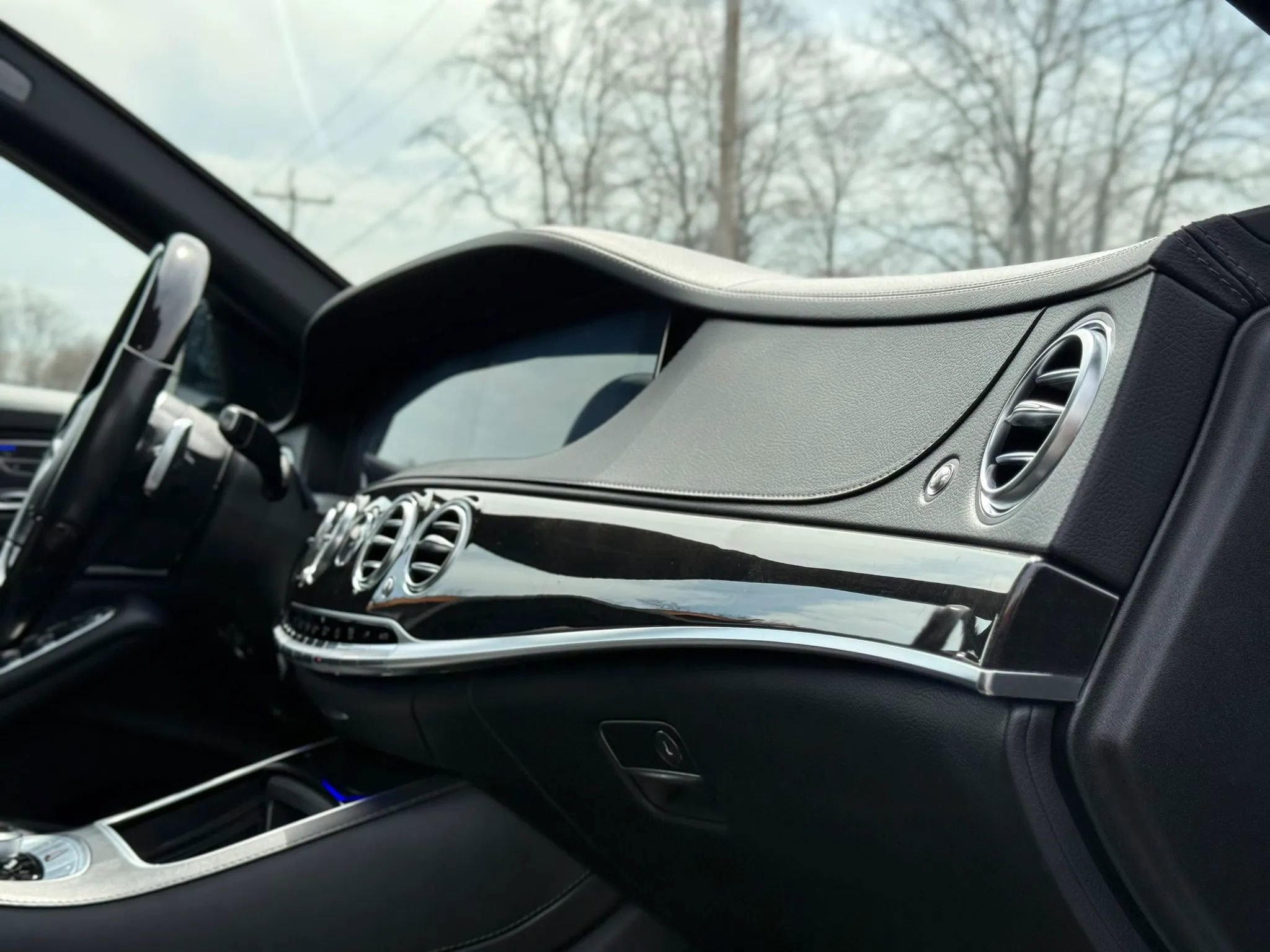 Used 2019 Mercedes-Benz S 560 4MATIC Sedan image 63