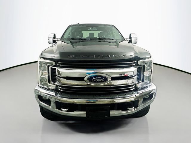 Used 2017 Ford F250 XLT w/ XLT Premium Package AWD/4WD image 2