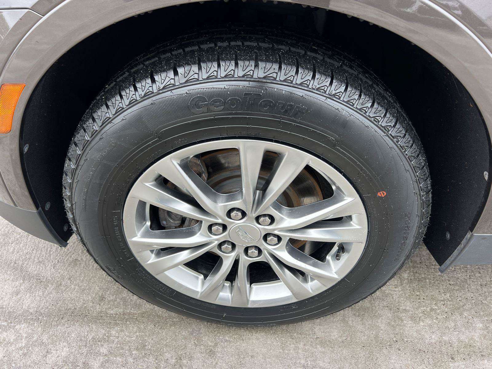 Used 2020 Cadillac XT5 Premium Luxury FWD image 11