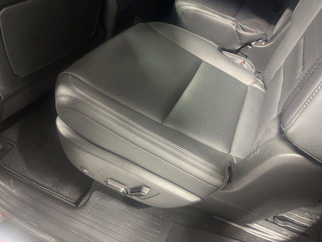 New 2025 Hyundai Santa Fe Calligraphy AWD/4WD image 34