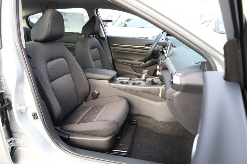New 2025 Nissan Altima 2.5 SV image 23