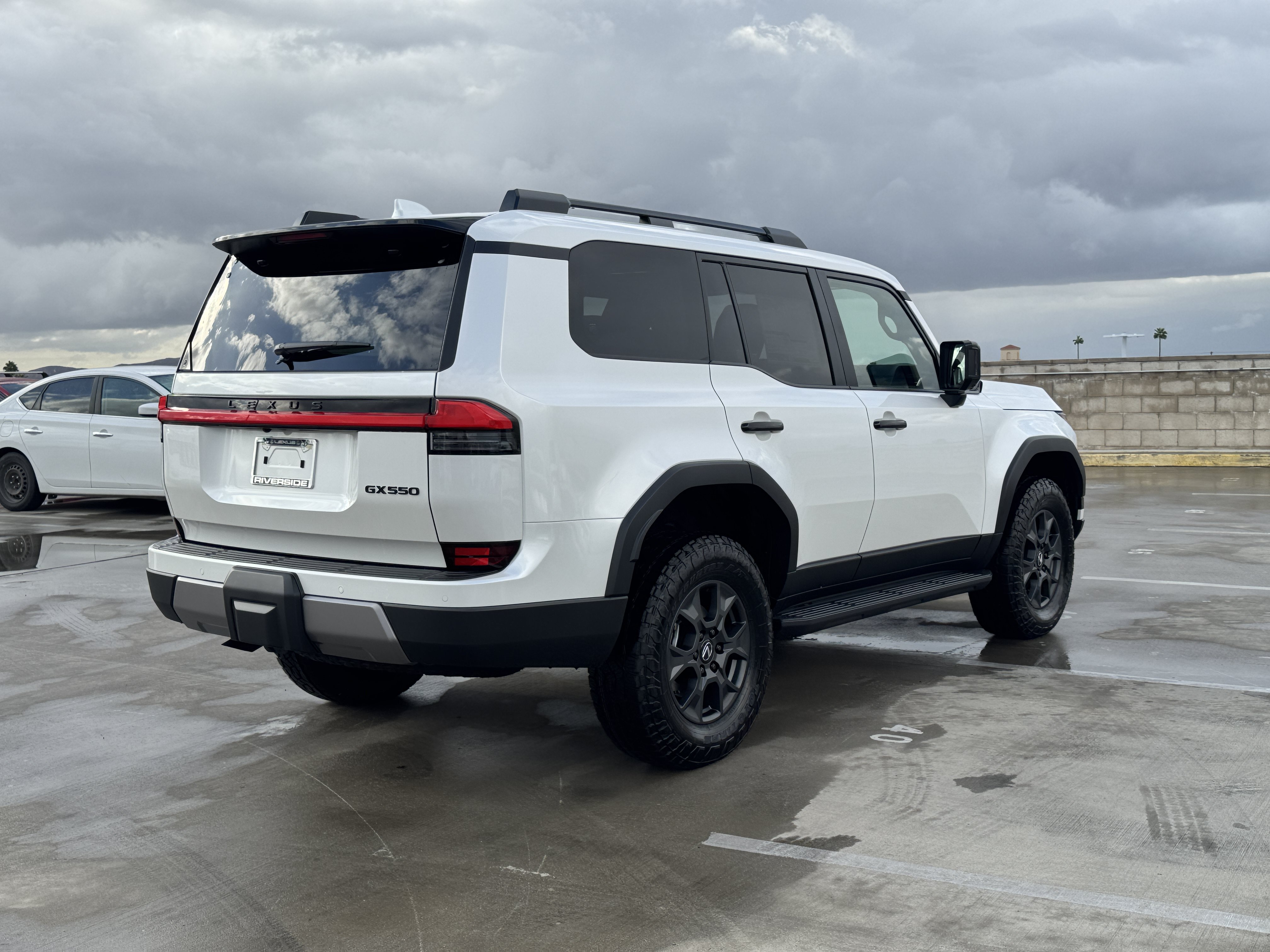 New 2026 Lexus GX 550 AWD/4WD image 9