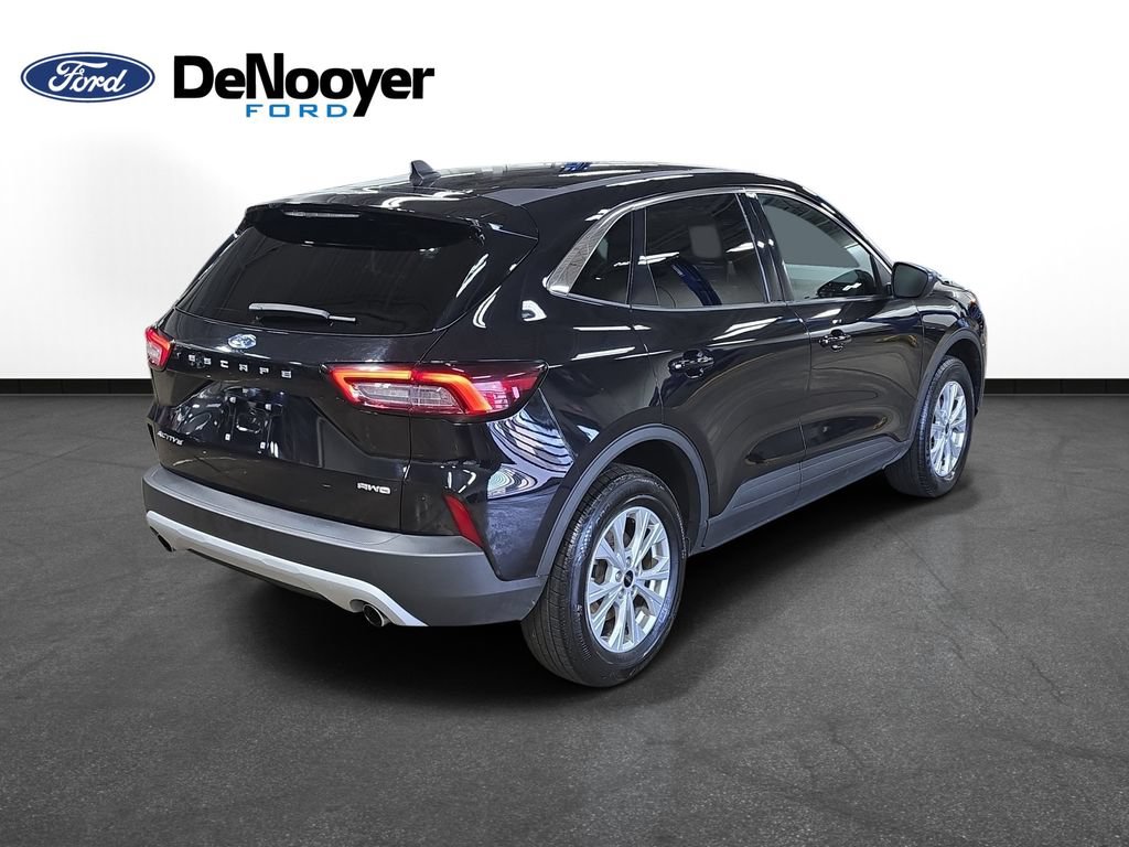 Used 2024 Ford Escape Active AWD/4WD image 6