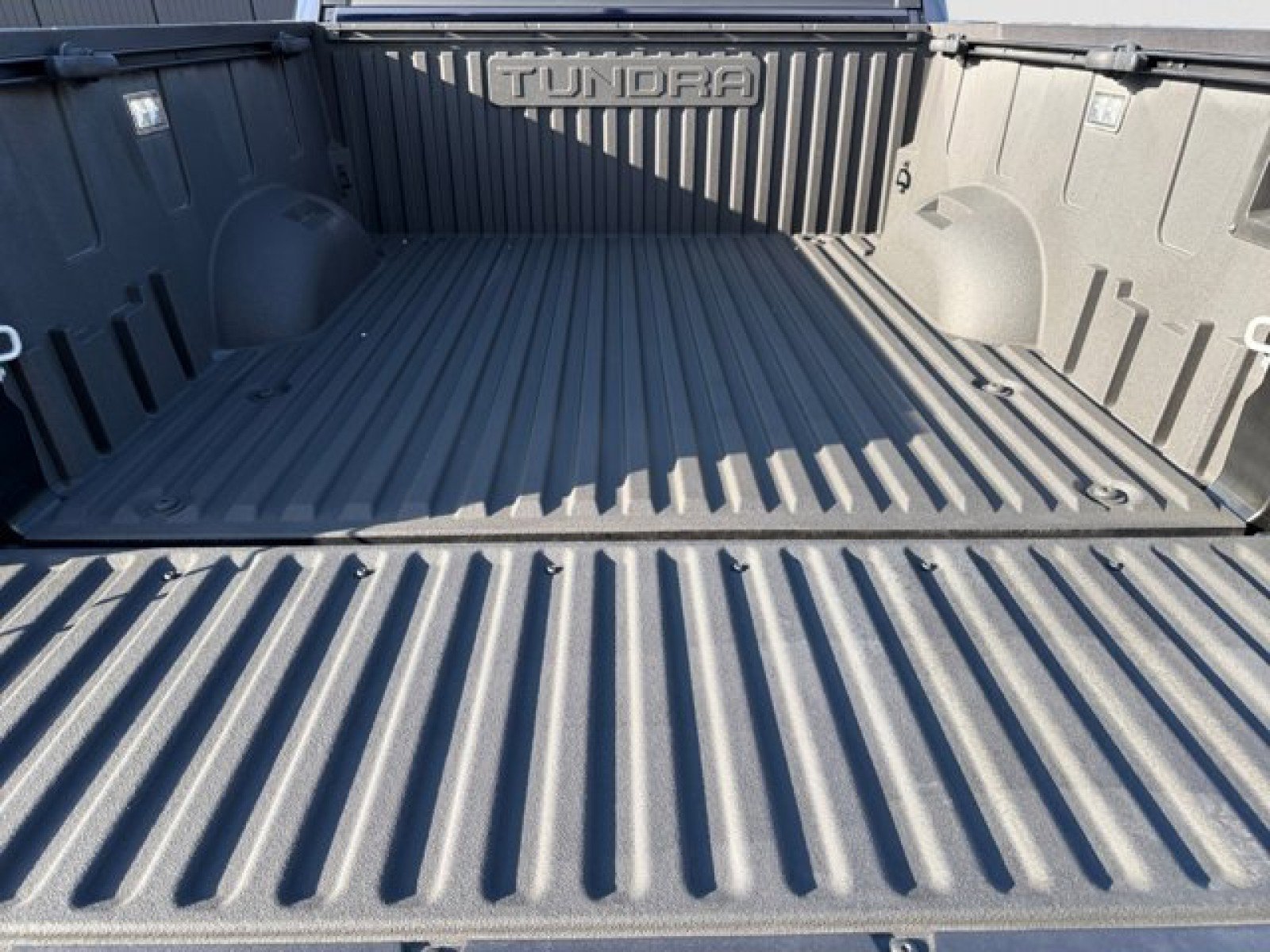 Used 2024 Toyota Tundra Limited image 19