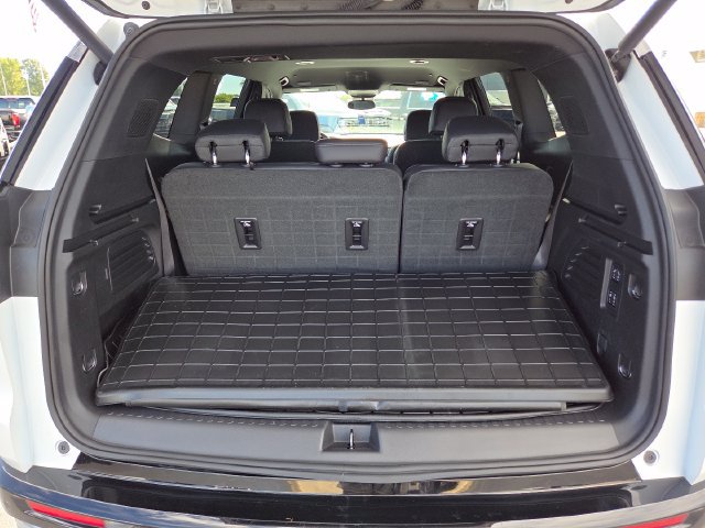Certified 2024 GMC Acadia Denali w/ LPO, Floor Liner Package AWD/4WD image 22
