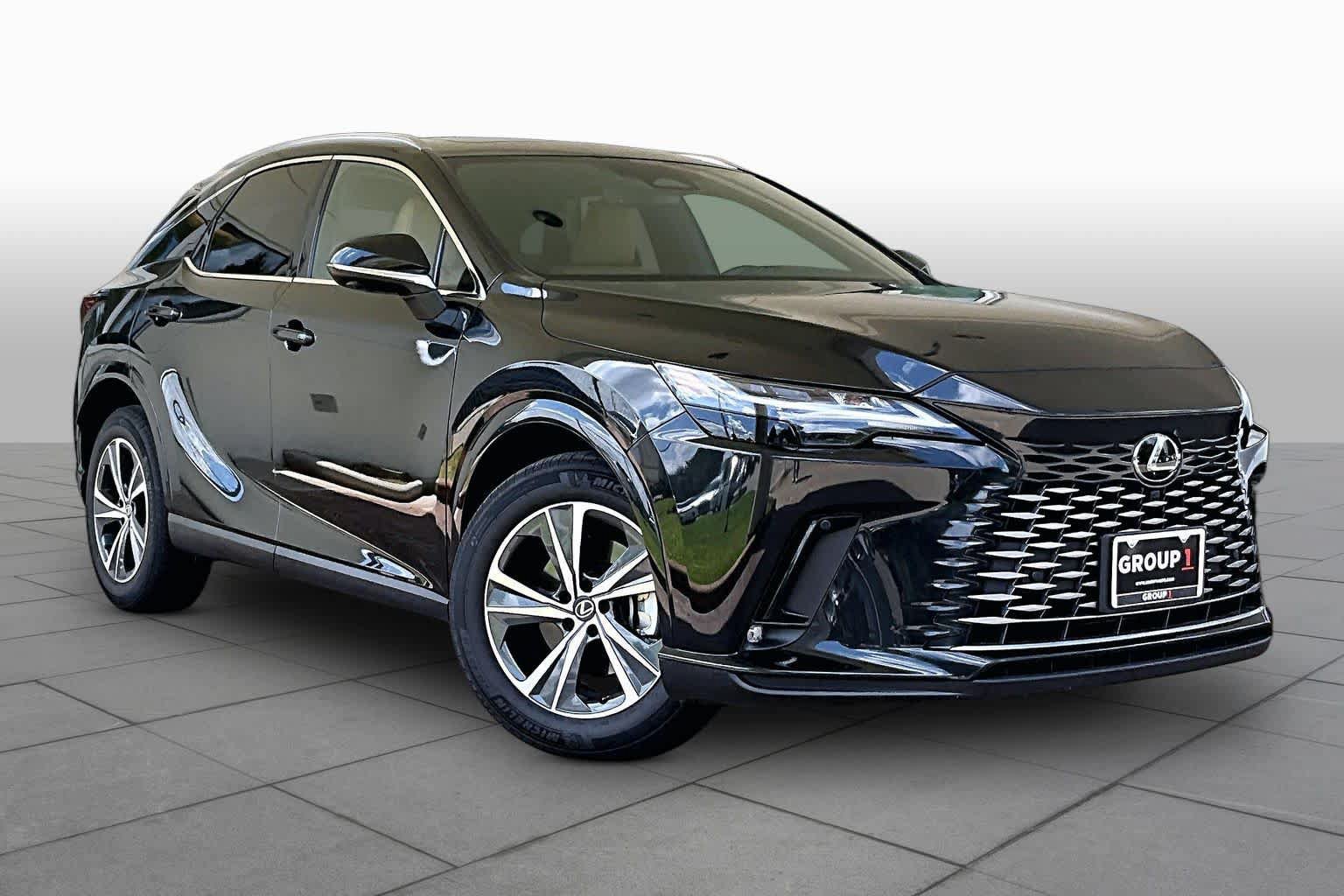 Used 2026 Lexus RX 350 Premium w/ Convenience Package FWD image 3