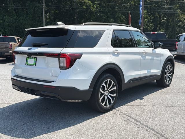 Used 2025 Ford Explorer ST-Line AWD/4WD image 8