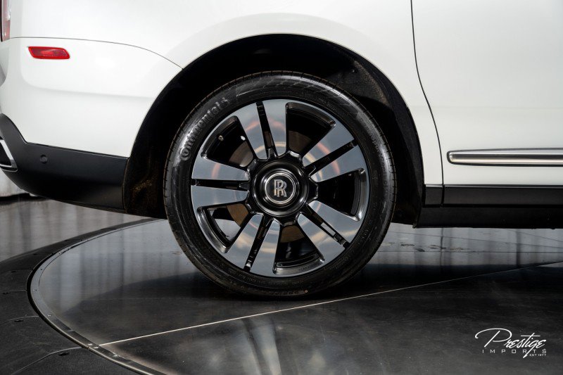 Used 2021 Rolls-Royce Cullinan image 22