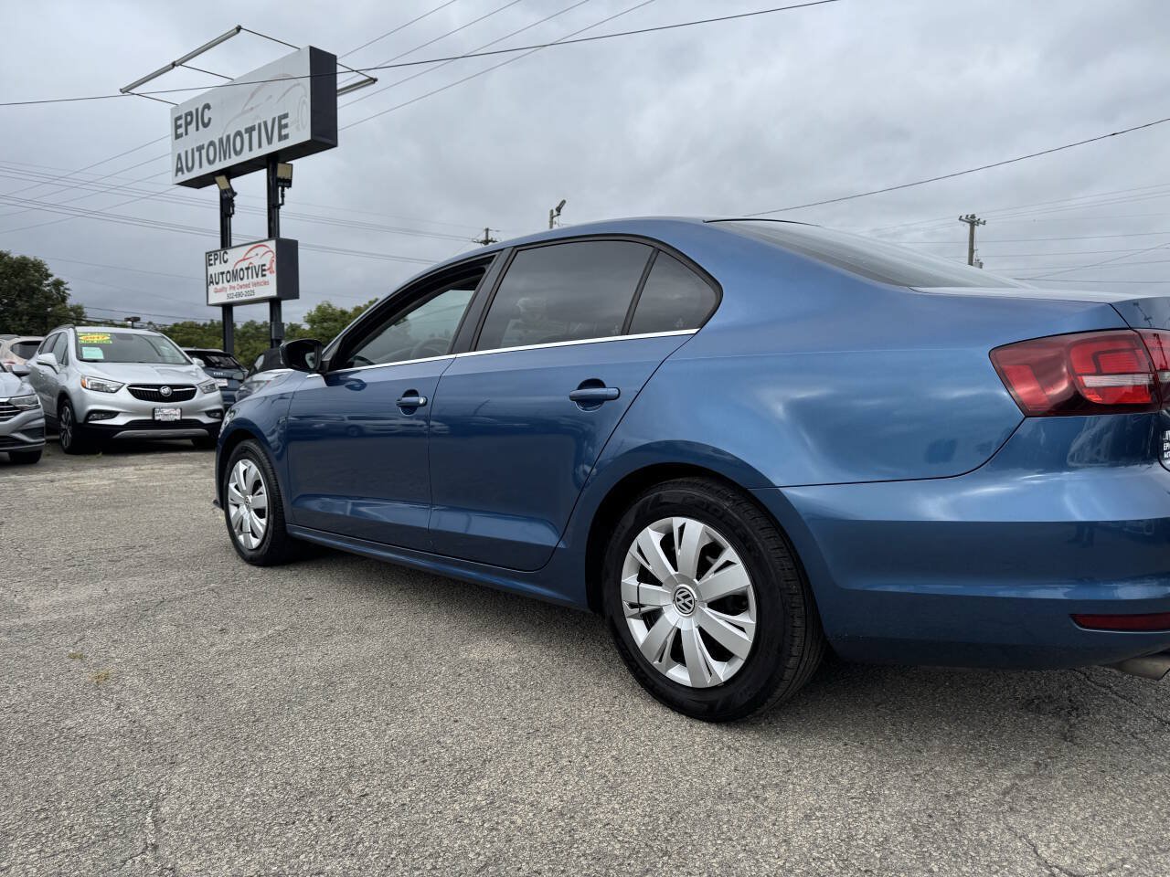 Used 2017 Volkswagen Jetta S FWD image 10