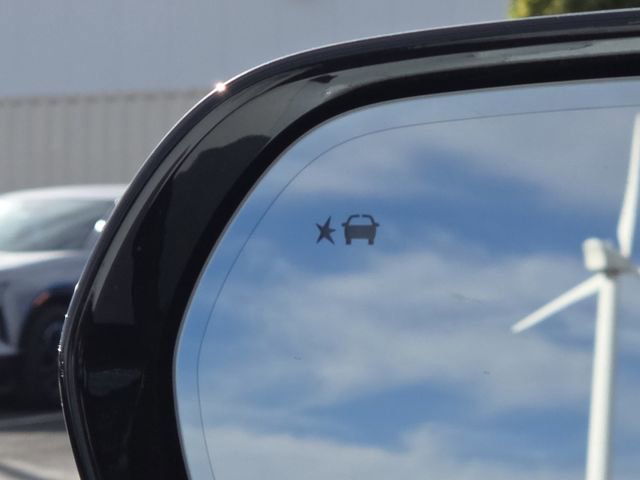 New 2026 Buick Enclave Sport Touring w/ Super Cruise Package image 8