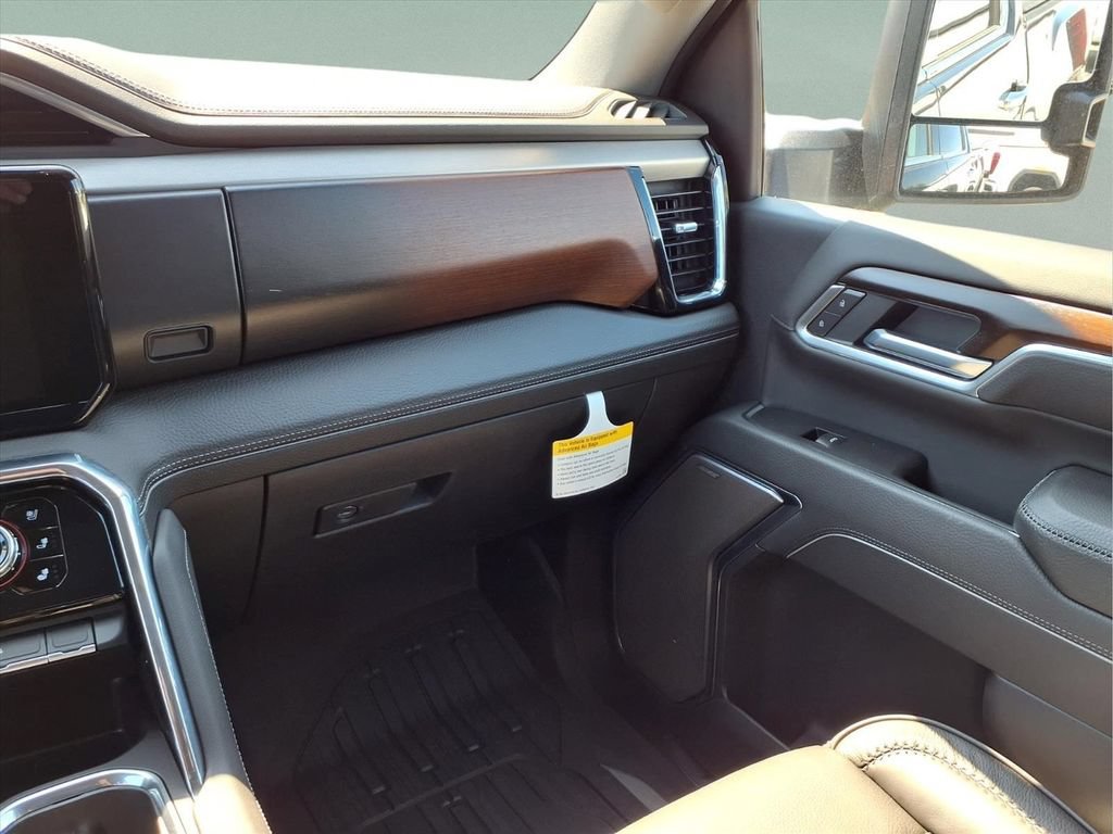 New 2026 GMC Sierra 2500 Denali w/ Technology Package AWD/4WD image 23