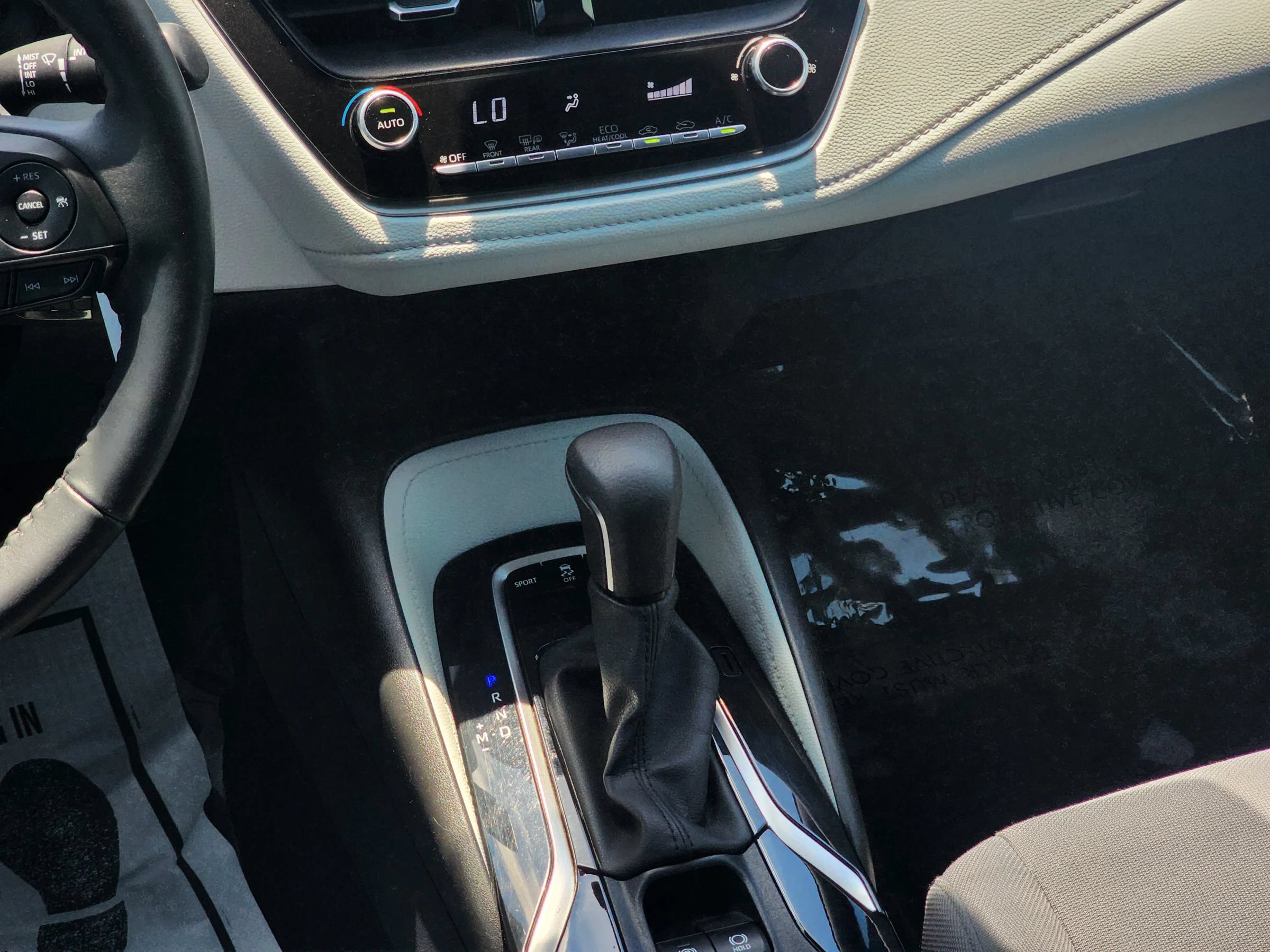 Used 2020 Toyota Corolla SE w/ Body Protection Package FWD image 14