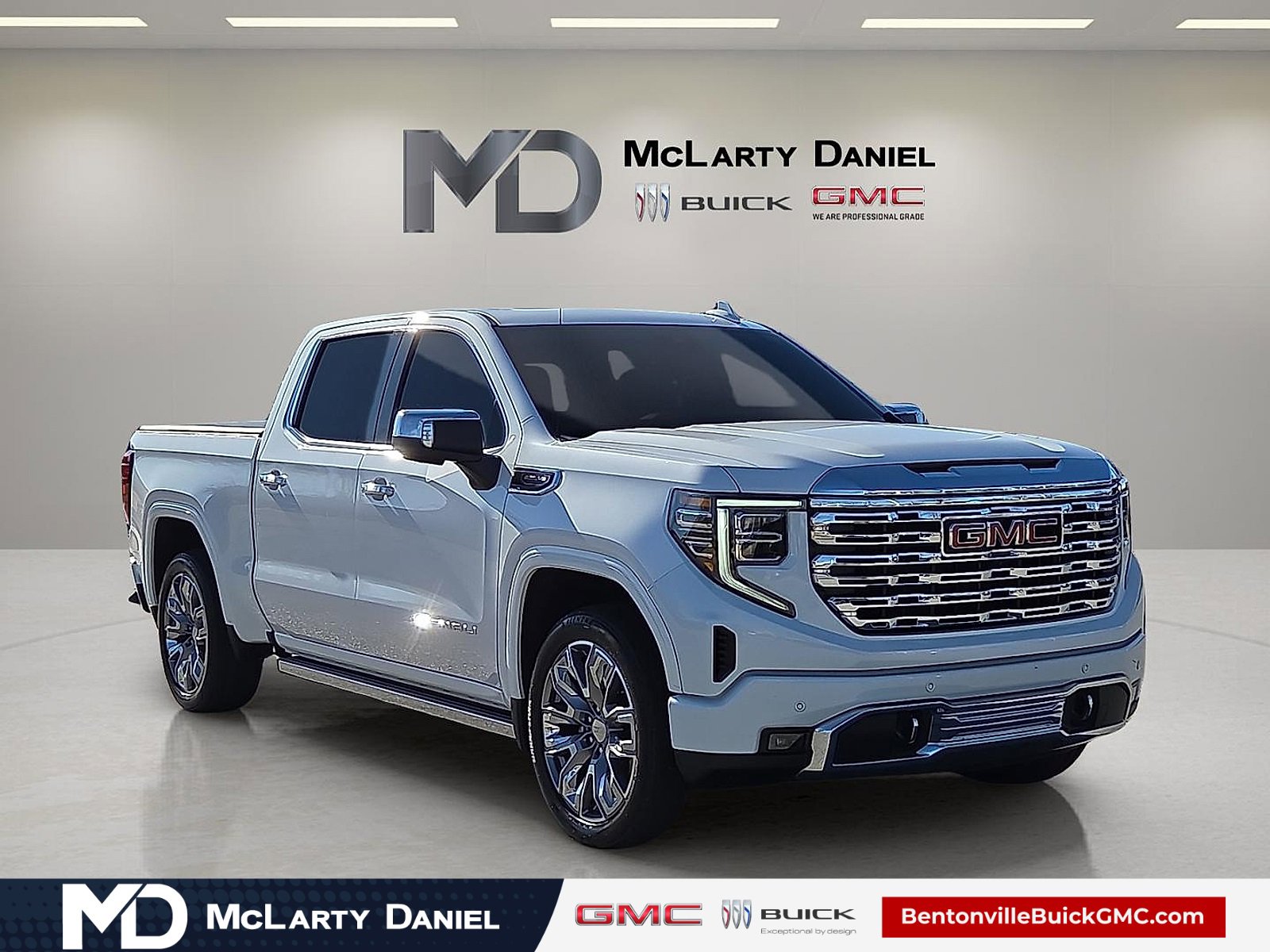 Used 2024 GMC Sierra 1500 Denali w/ Denali Reserve Package image 1