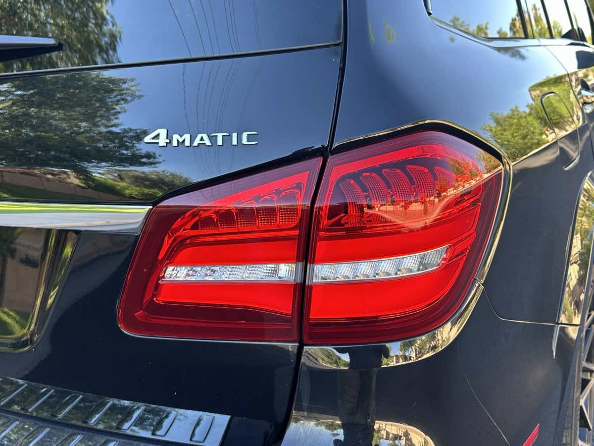 Used 2018 Mercedes-Benz GLS 550 4MATIC w/ Driver Assistance Package image 63
