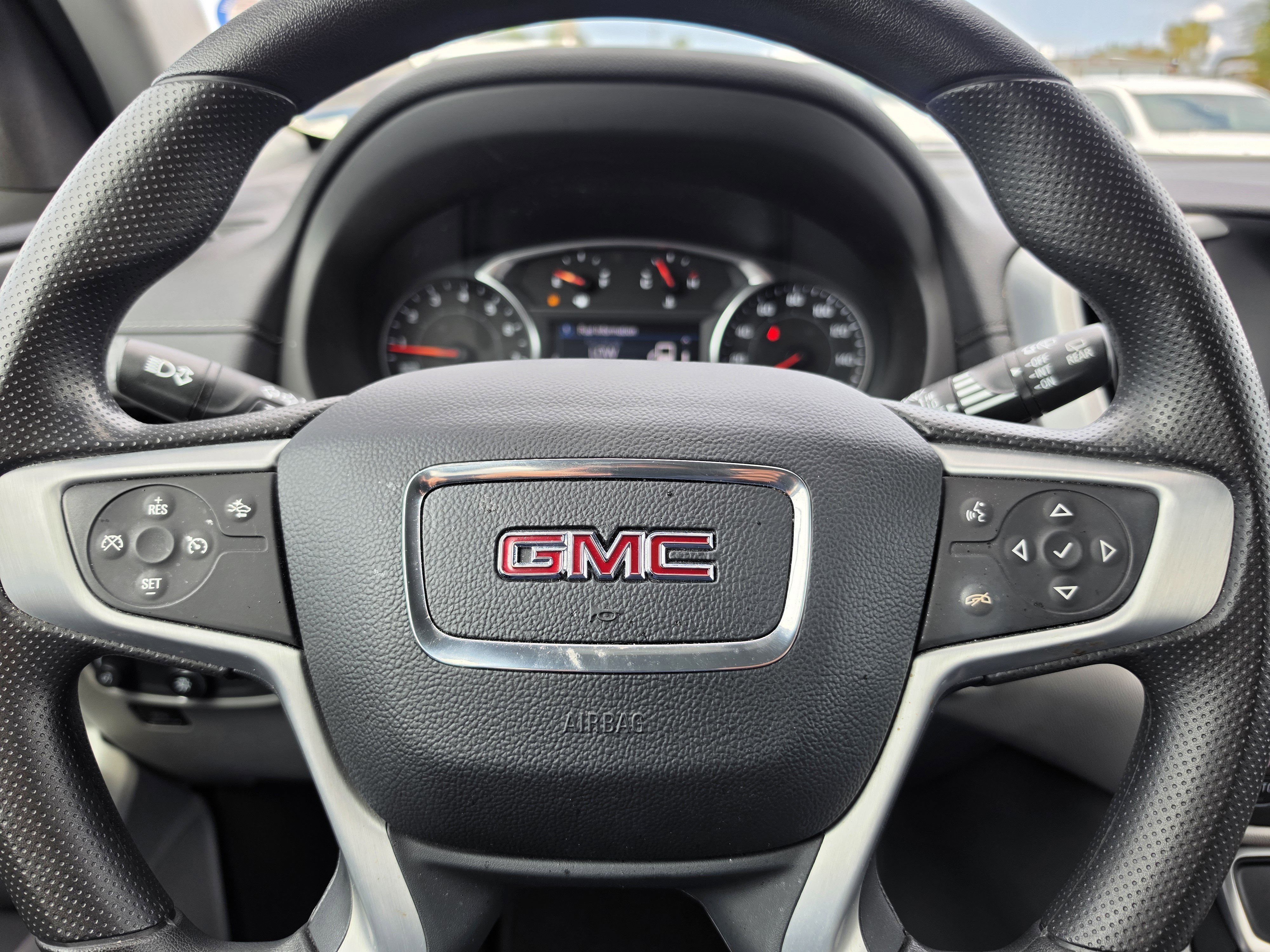 Certified 2024 GMC Terrain SLE w/ Driver Convenience Package FWD image 17