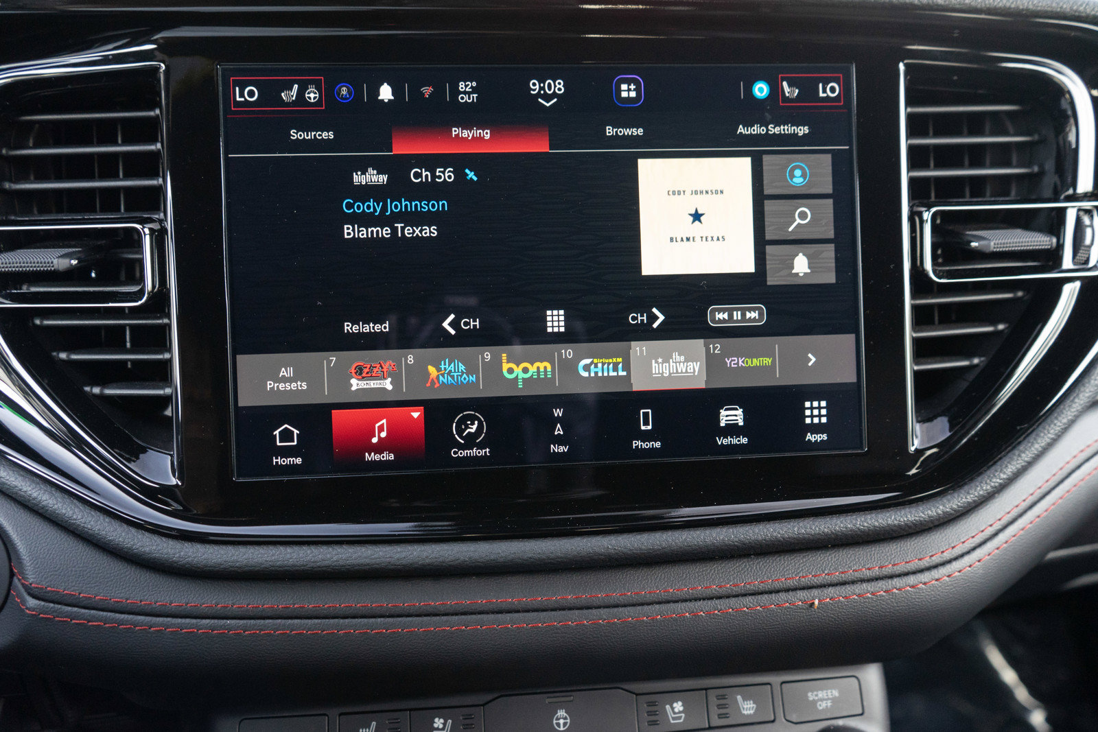 Used 2025 Dodge Durango R/T AWD/4WD image 17