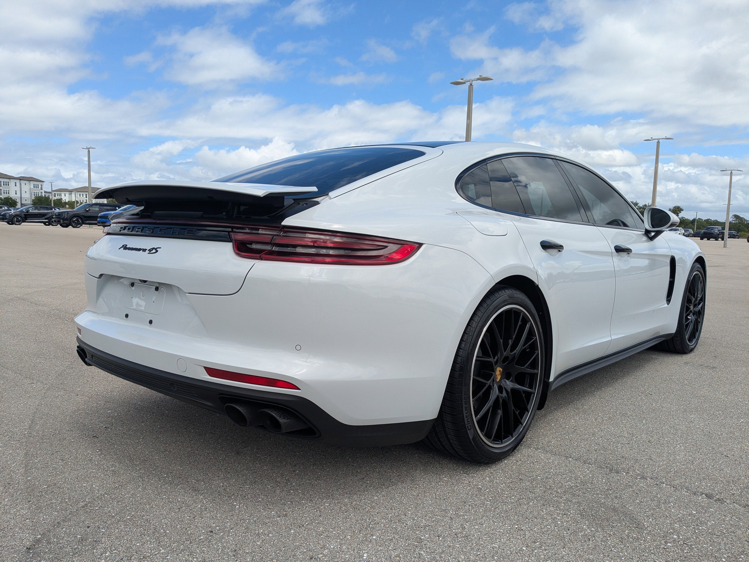 Used 2018 Porsche Panamera 4S w/ Premium Package Plus image 5