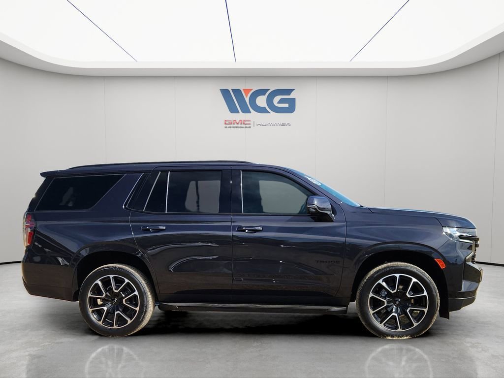 Used 2024 Chevrolet Tahoe RST w/ Luxury Package AWD/4WD image 3