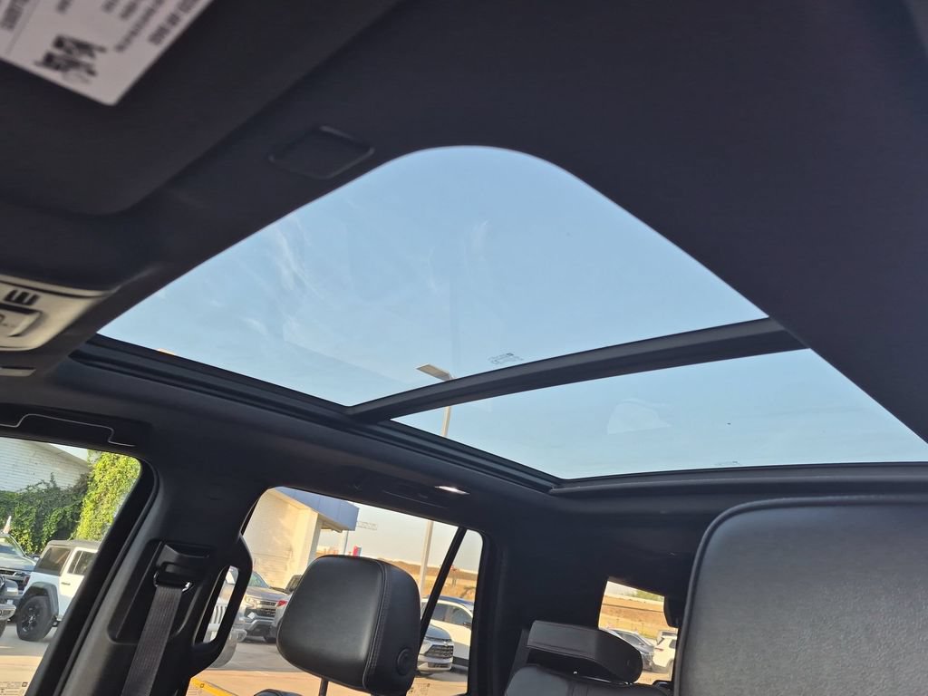 Used 2023 Chevrolet Tahoe RST RWD image 21