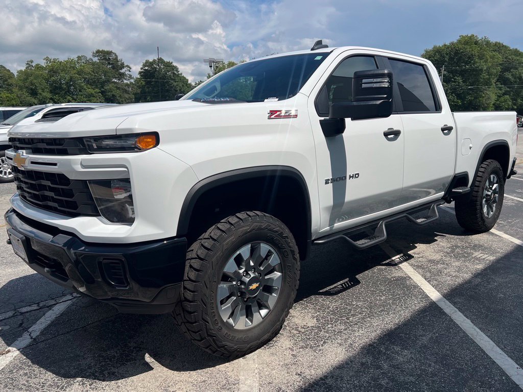 Used 2025 Chevrolet Silverado 2500 Custom w/ Custom Convenience Package AWD/4WD image 20