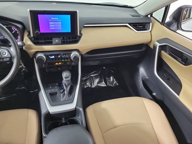 Used 2024 Toyota RAV4 LE image 17