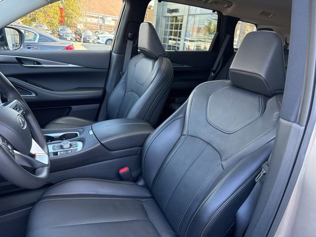 Certified 2025 INFINITI QX60 Luxe w/ Cargo Package image 11