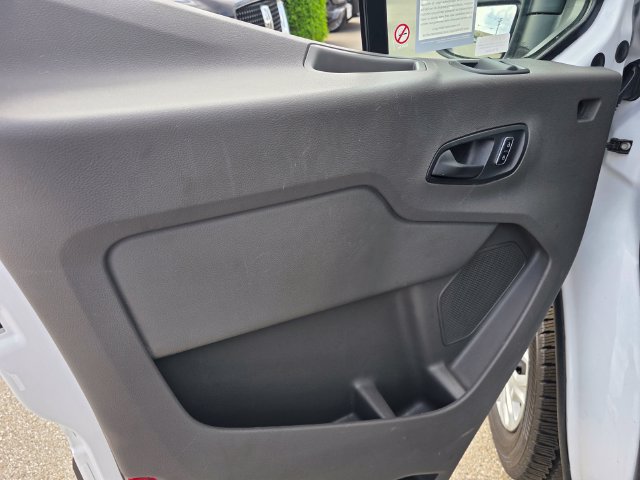 Used 2025 Ford Transit 250 Low Roof w/ Exterior Upgrade Package RWD image 8