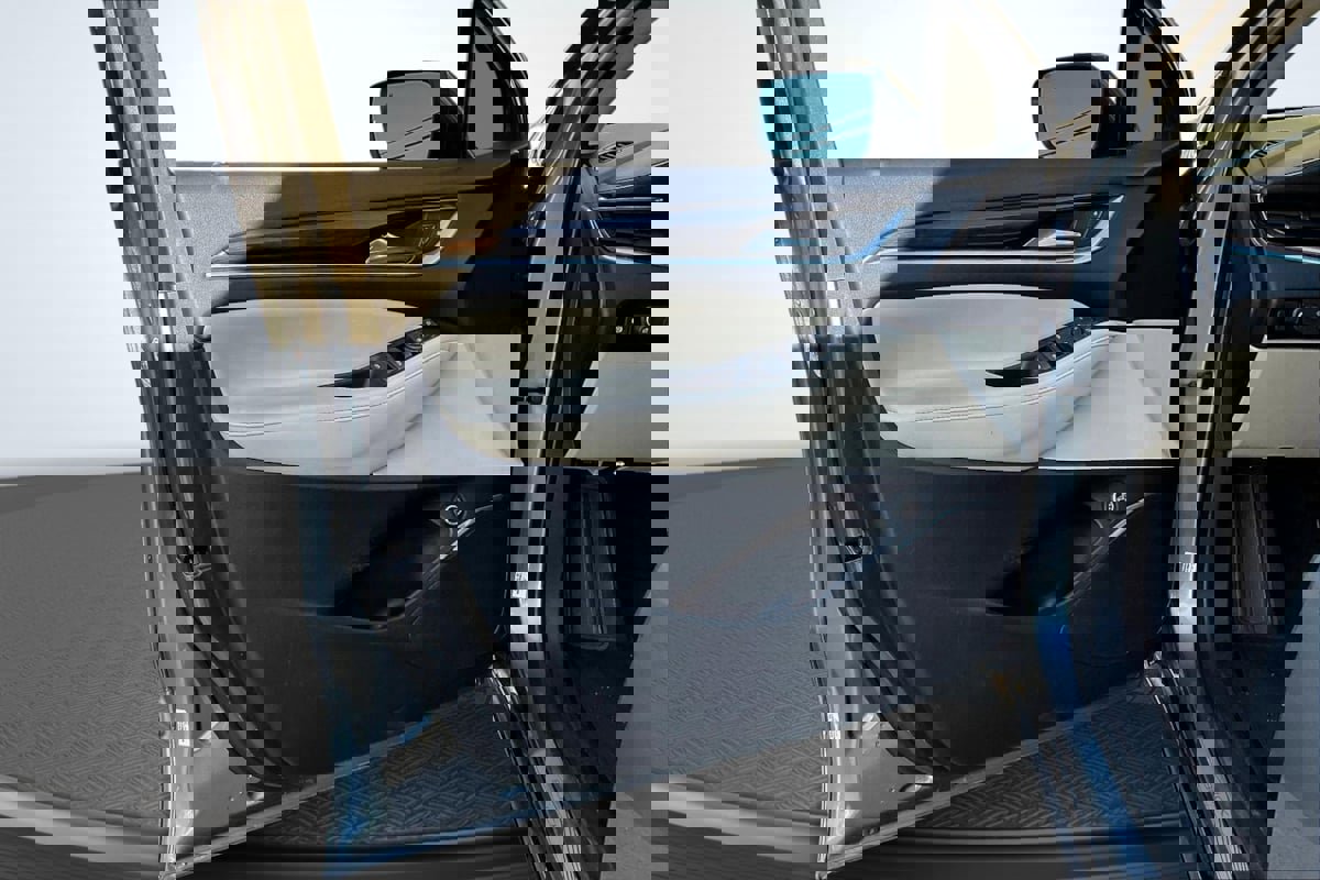 Used 2019 Buick Enclave Essence image 23