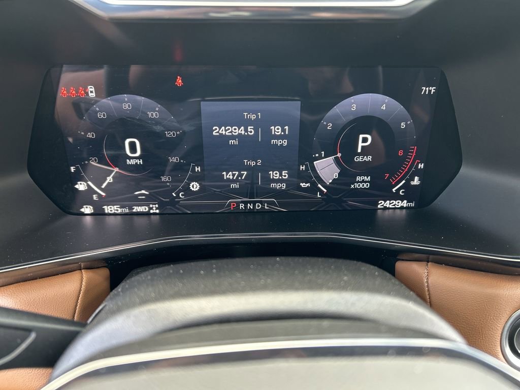 Used 2024 GMC Canyon AT4 w/ Technology Package image 11