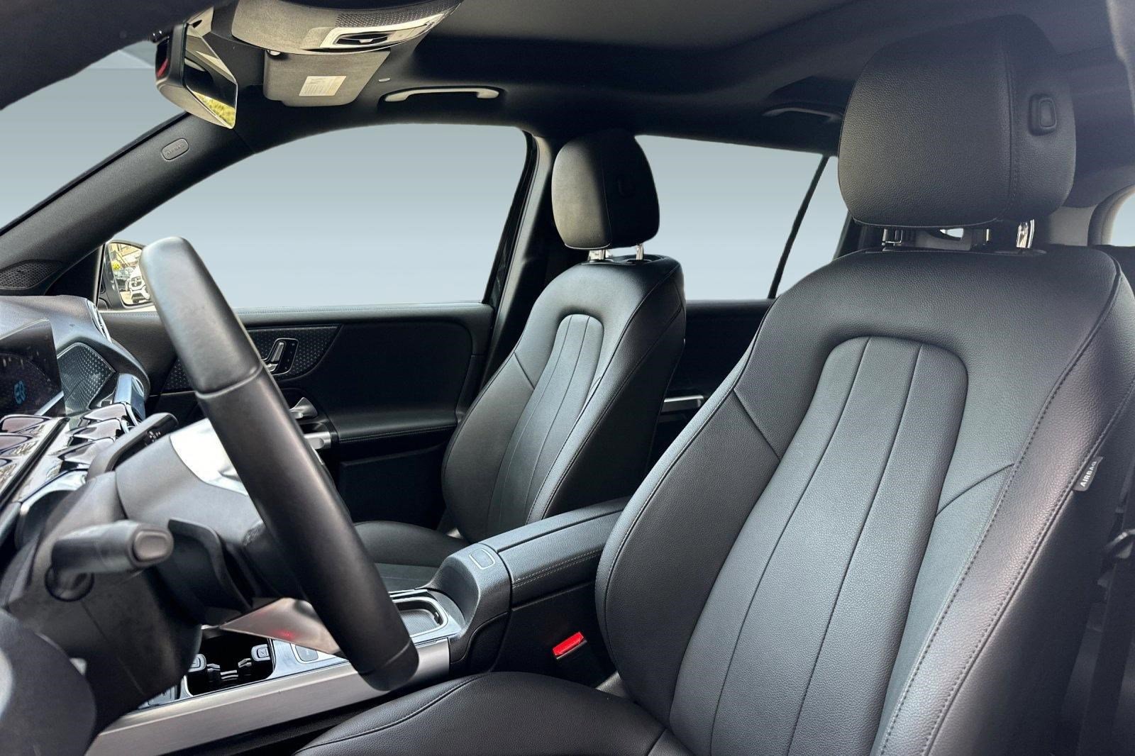 Certified 2024 Mercedes-Benz EQB 300 4MATIC image 24