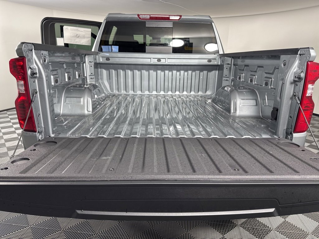 New 2025 Chevrolet Silverado 1500 LT w/ Safety Package image 33