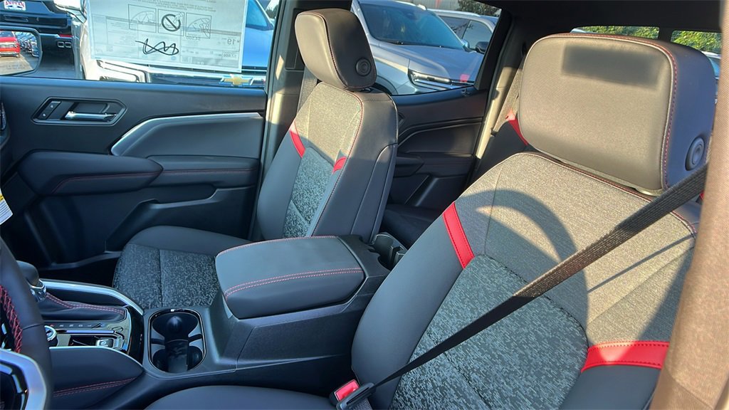 New 2026 Chevrolet Colorado Z71 image 15