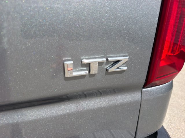 Used 2023 Chevrolet Silverado 1500 LTZ w/ LTZ Premium Package AWD/4WD image 10
