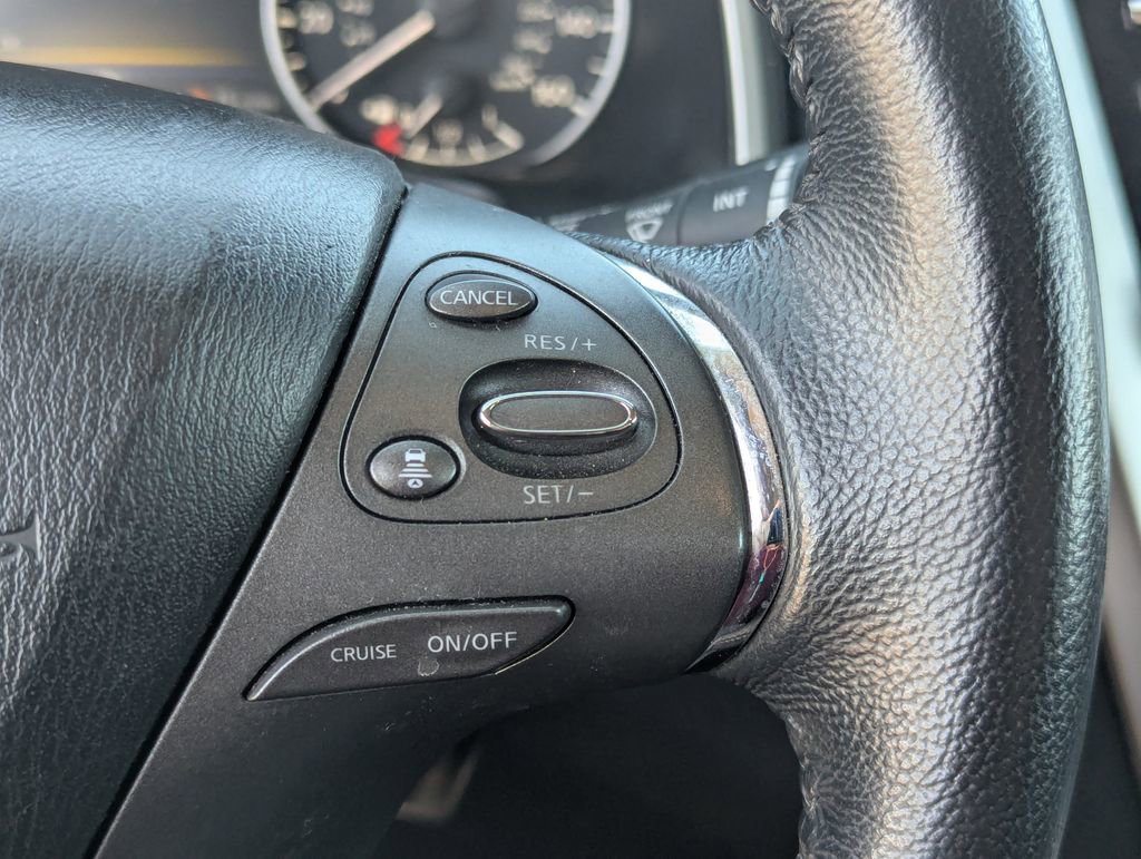 Used 2023 Nissan Murano SV AWD/4WD image 19
