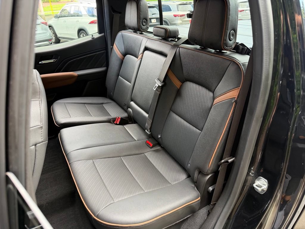 Used 2024 GMC Canyon AT4 w/ AT4 Premium Package AWD/4WD image 31