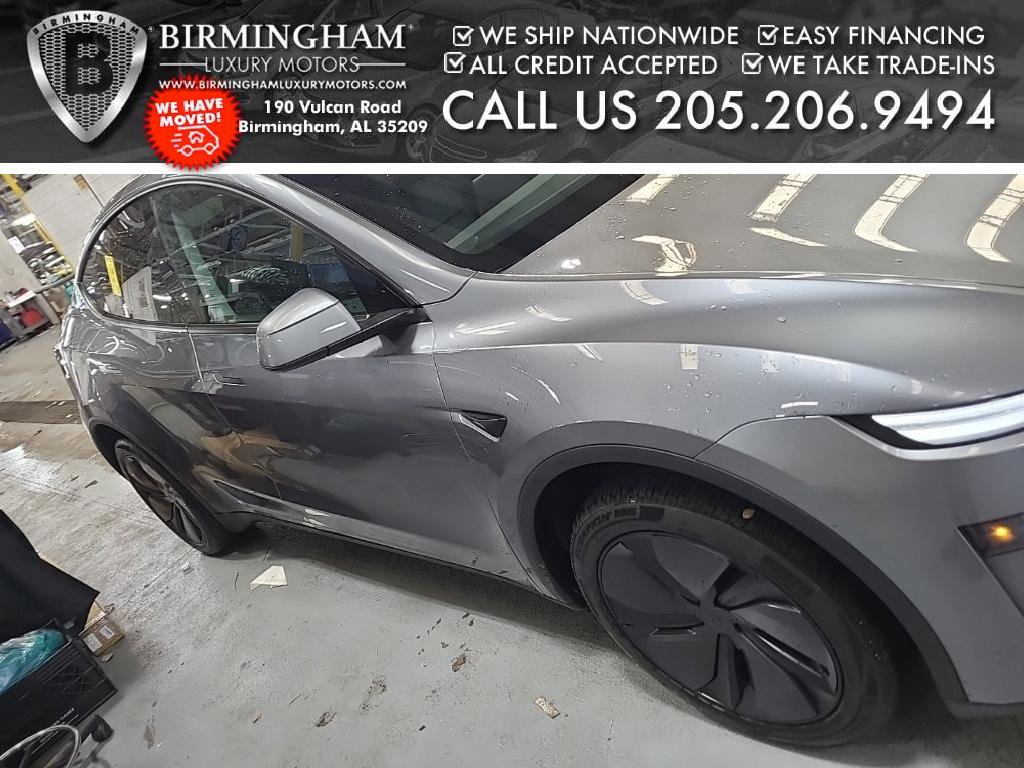 Used 2026 Tesla Model Y Long Range image 2