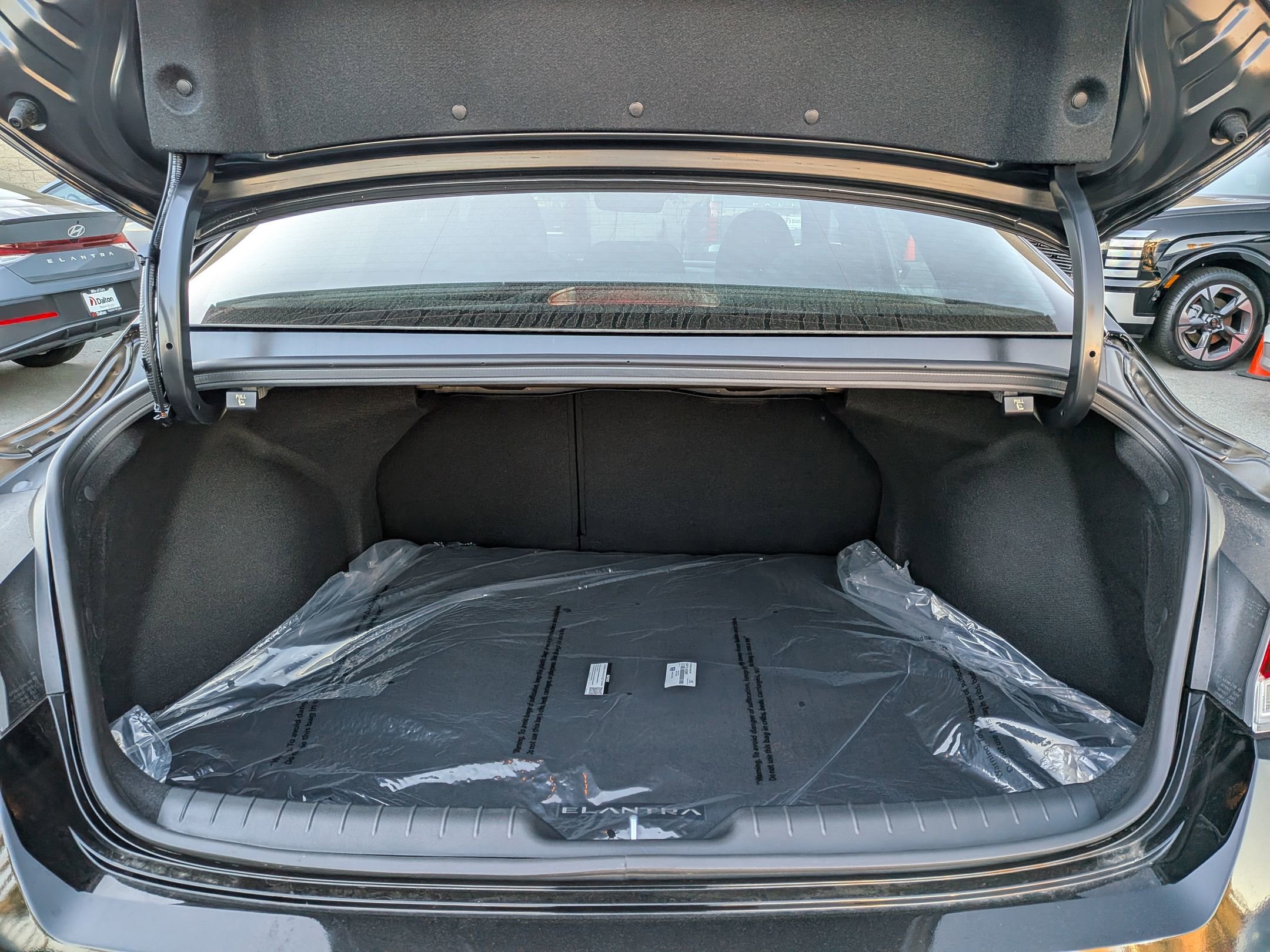 New 2026 Hyundai Elantra SEL Sport FWD image 22