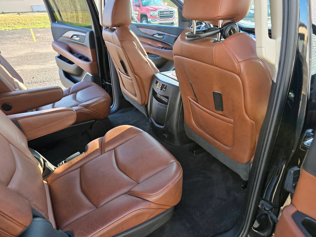 Used 2015 Cadillac Escalade ESV Premium AWD/4WD image 23